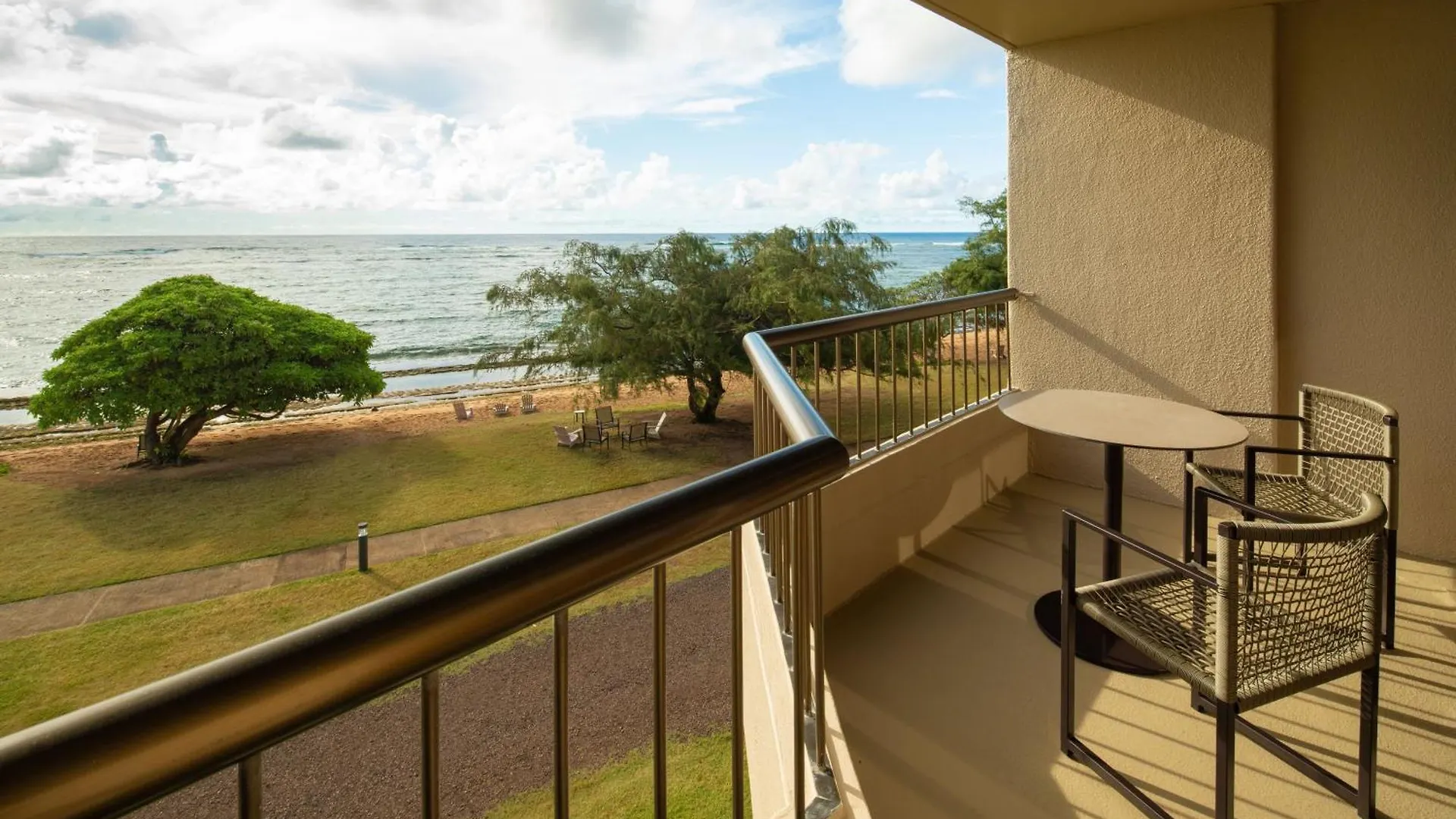 Sheraton Kauai Coconut Beach Resort 4*,